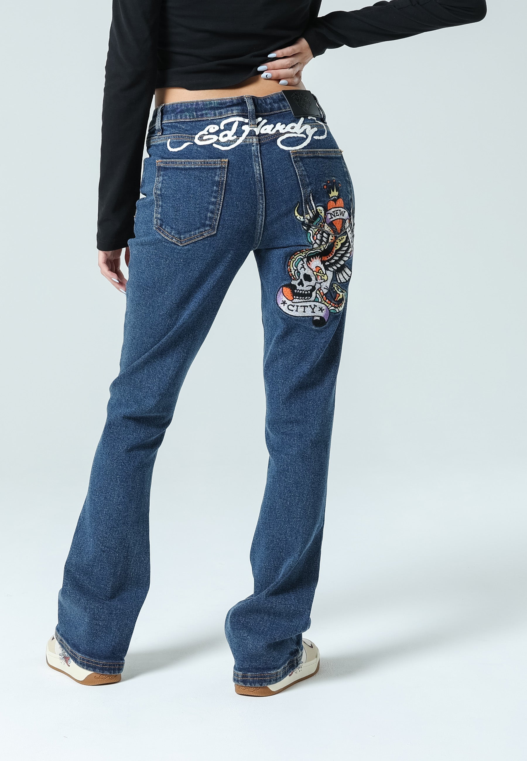 Amazon.com: New Women Diamond drilled Hole Jeans Woman Pencil Pants Women  Jeans Ripped Denim Trousers with Rhinestone Denim Pants Woman Blue 29 :  Sports & Outdoors